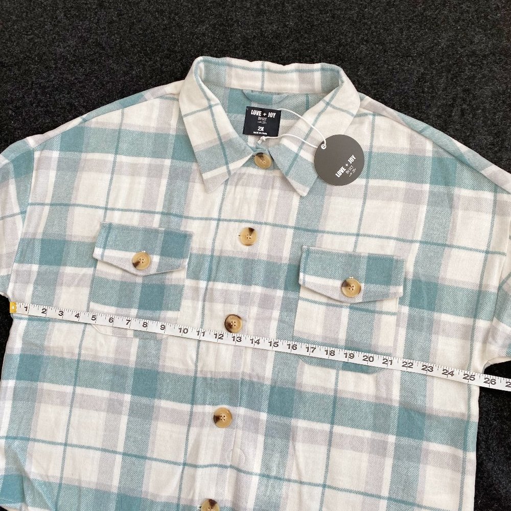 Women's Flannel Shirt Jacket, Button Dawn, Blue Plaid, Chest Pockets, Sz 2X /3X - Picture 4 of 12